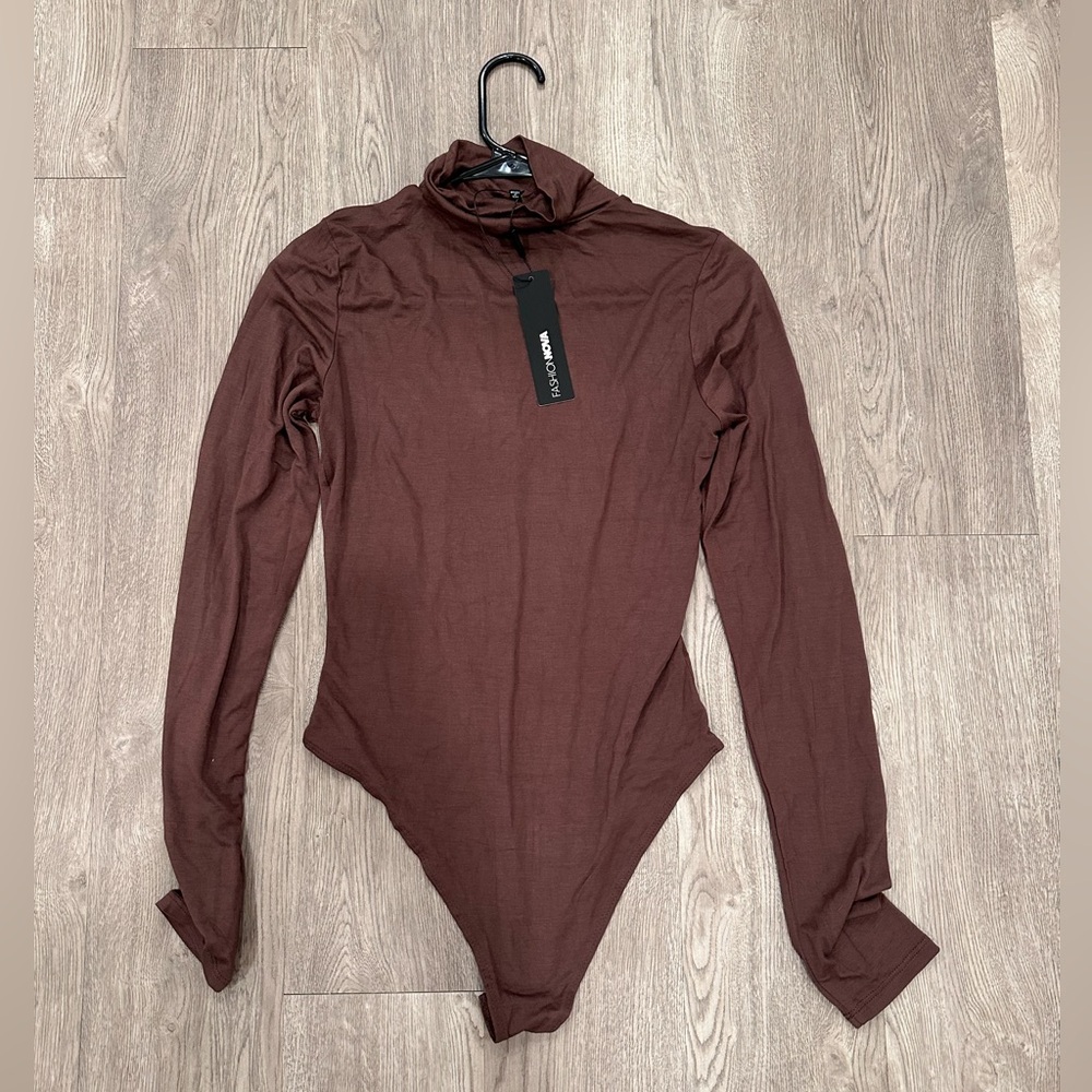 women’s brown long sleeve high turtleneck bodysuit fashionnova